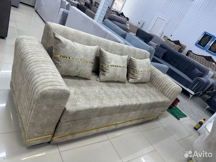 Диван Миранда