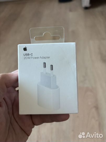 Блок зарядки iPhone 20w