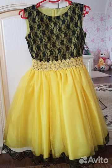Платье на девочку