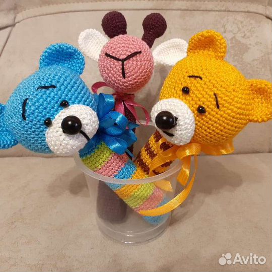 Мягкая игрушка - погремушка