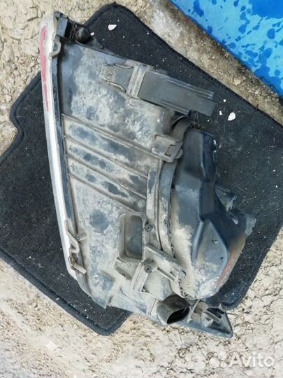 Правая фара Форд Фокус 2 Ford Focus 2