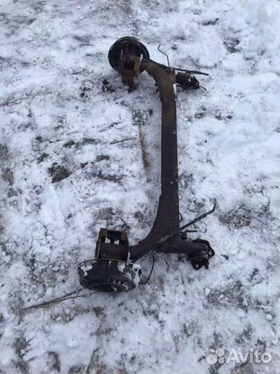 Задняя балка LADA priora хэтчбек