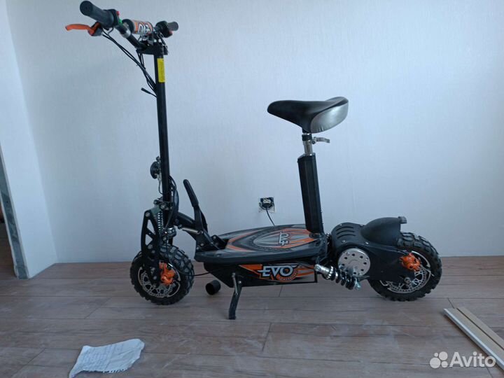Электросамокат для взрослых с сиденьем