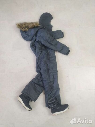 Комбинезон и ботинки