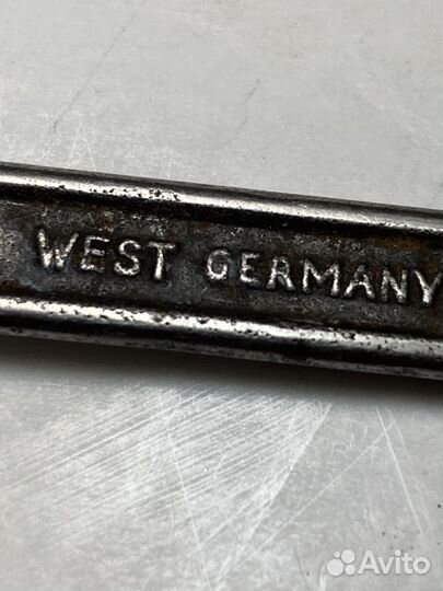 Старинный рожковы ключ