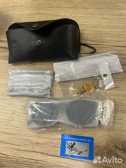 Солнцезащитные очки