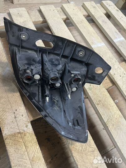 Задние фары