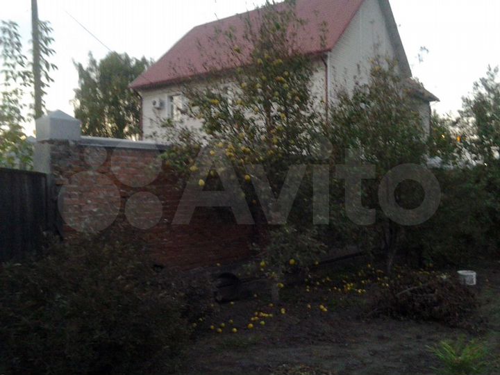 Коттедж 160 м² на участке 10 сот.