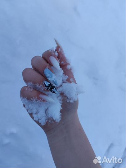 Наращивание ногтей на дому