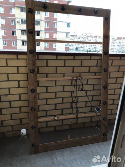 Основание для зеркала с подсветкой