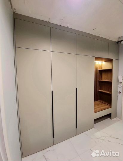 O33G3 Прихожая