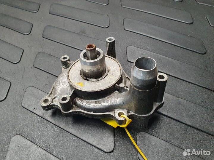 Водяная помпа Audi A8 D4/4H 2012 079121014F