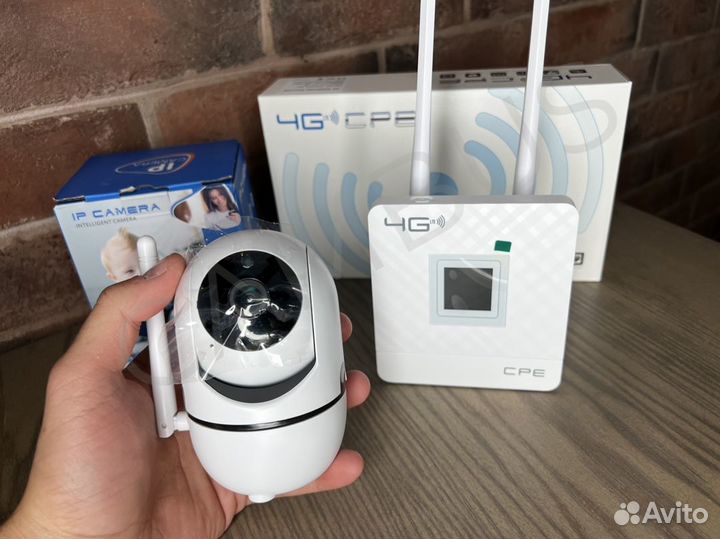 Набор видеонаблюдения камера и роутер