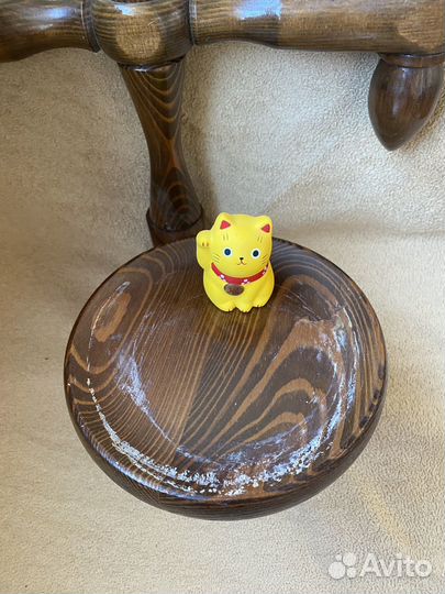 Подставка для цветов настенная дерево