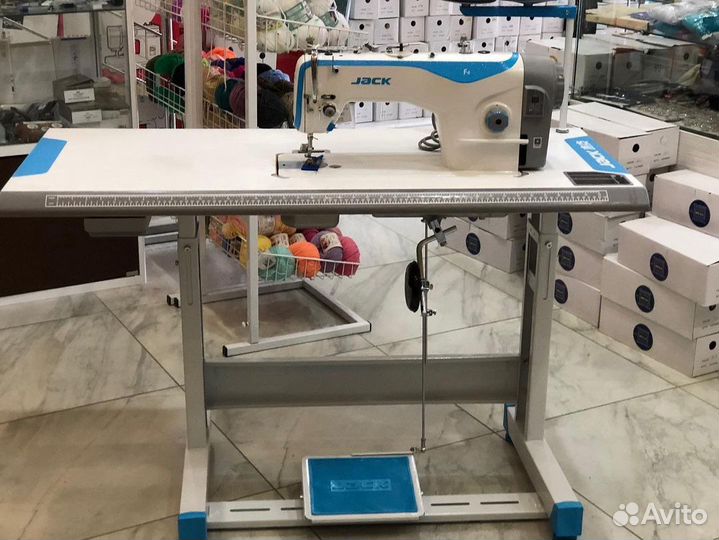 Прямострочная машина Jack F4 / F5