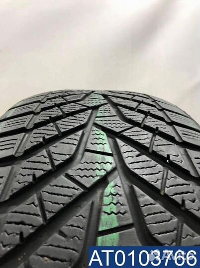 Yokohama BluEarth Winter V905 235/55 R19 101V