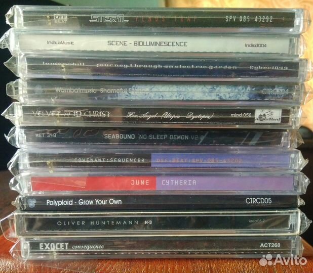 Фирменные компакт-диски 150 шт