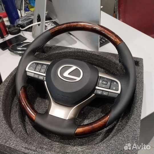 Руль Lexus дерево на все модели