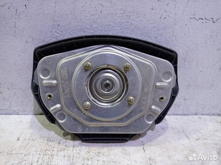 Подушка безопасности в руль