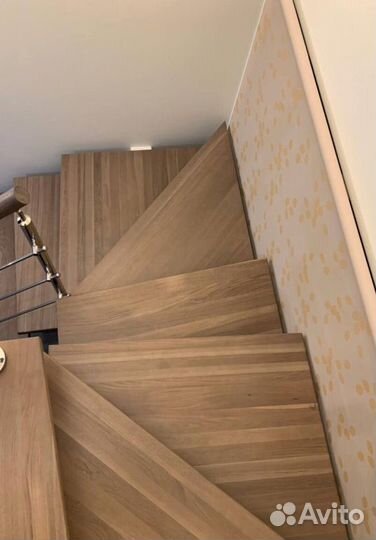 Лестница для коттеджа на заказ