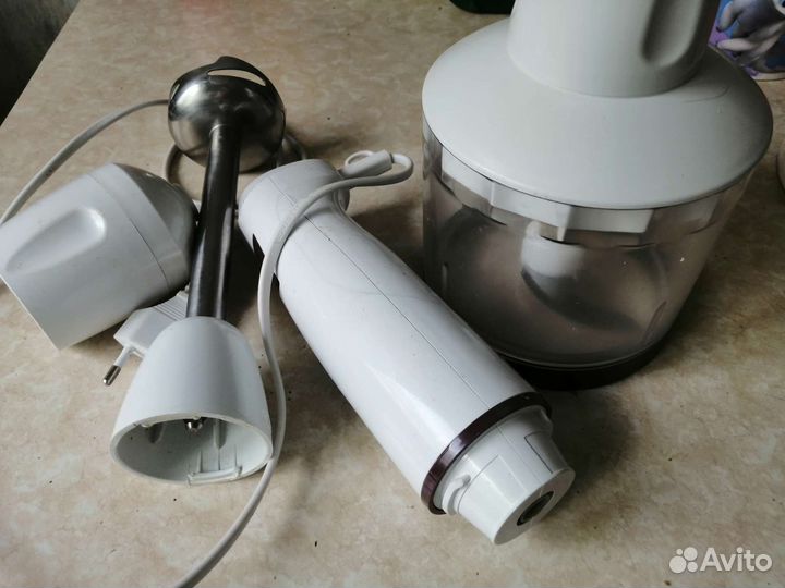 Техника для дома : блендер, утюг