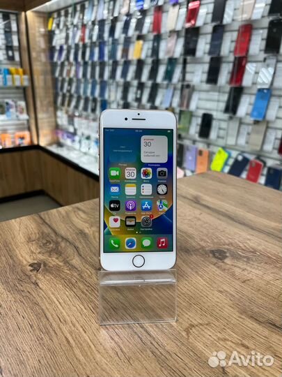 iPhone 8, 64 ГБ