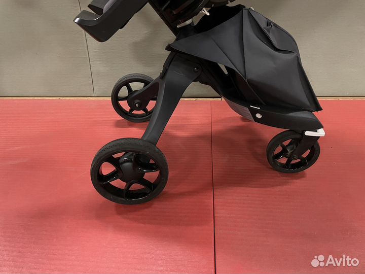 Коляска Stokke xplory