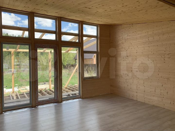 Дом 113 м² на участке 10 сот.