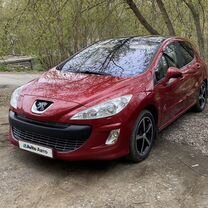 Peugeot 308 1.6 AT, 2010, 156 000 км, с пробегом, цена 595 000 руб.