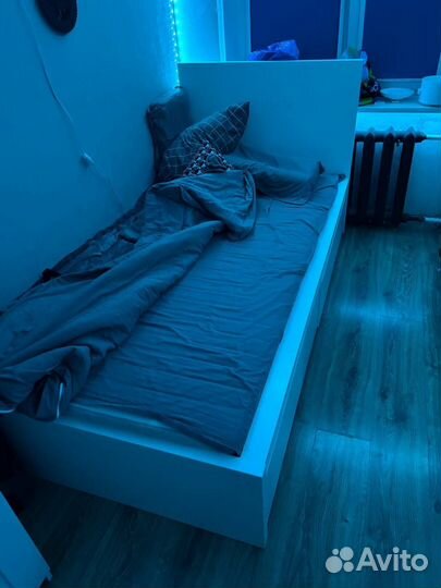 Кровать IKEA malm