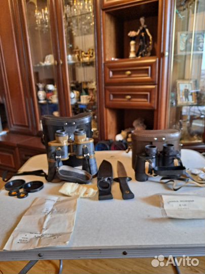 Продаются два бинокля.и нож. Состояние как новое