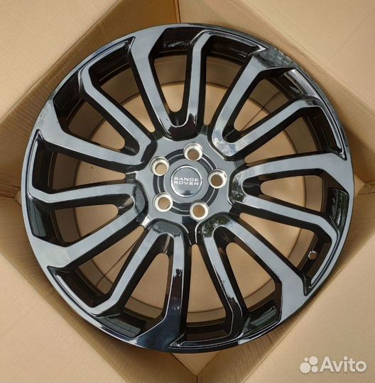 Новые диски R22 на Range Rover Sport