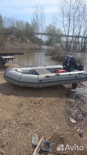 Моторная лодка