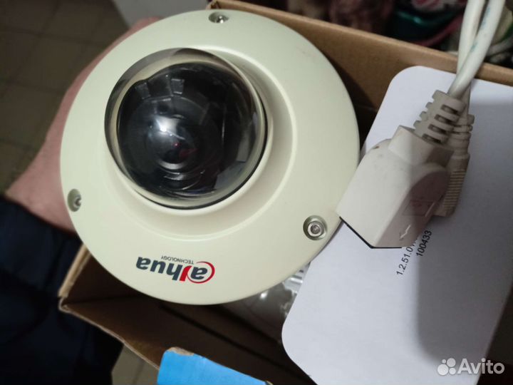 Камера видеонаблюдения купольная