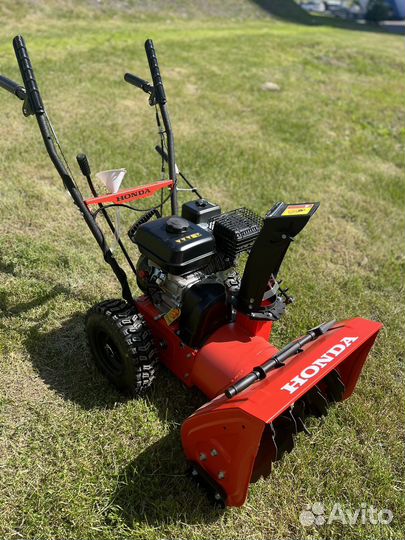 Снегоуборщик самоходный honda HSS 569 9LS