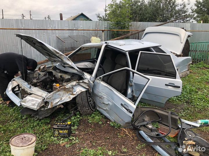 ВАЗ 2115 Samara 1.6 МТ, 2007, битый, 555 555 км