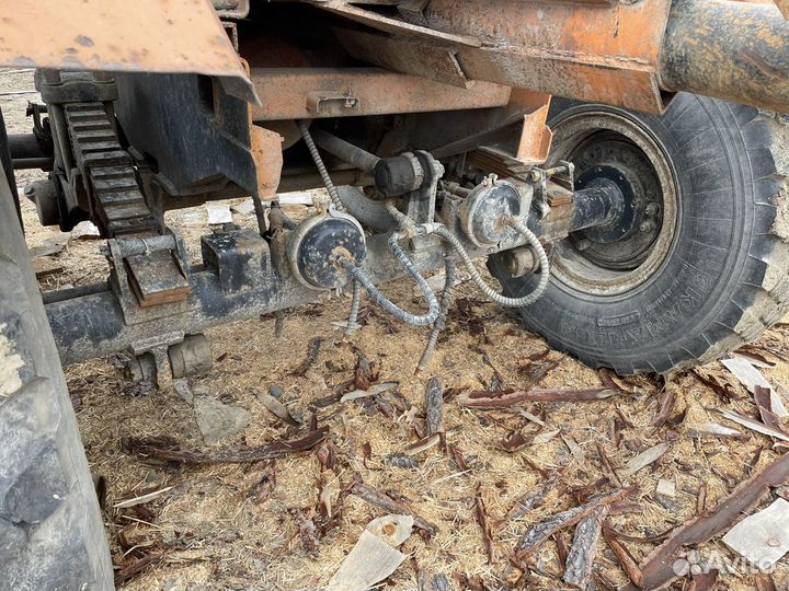 Прицеп роспуск Уралпромтехника 904704, 2001