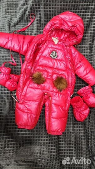 Зимний комбинезон moncler