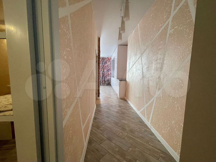 2-к. квартира, 72 м², 1/2 эт.