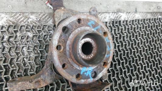 Ступица передняя правая opel zafira B (CEA17N901)