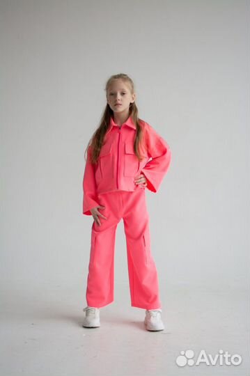 Костюм нарядный для девочки 134 140