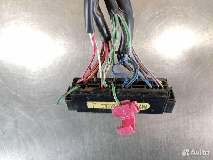 Переключатель подрулевой Toyota Corolla e10