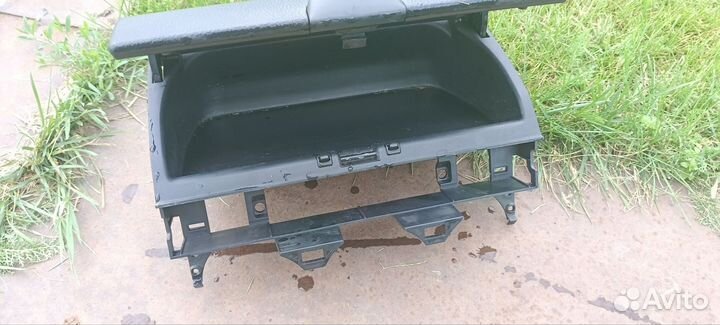 Бардачок на mazda 6 gg