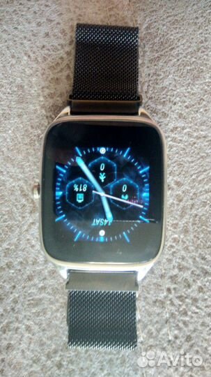 Смарт-часы Asus ZenWatch 2