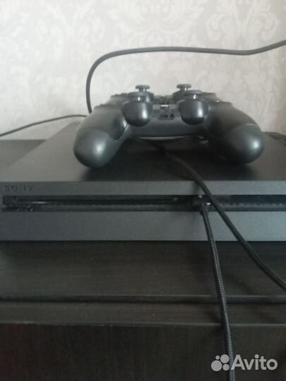 Sony playstation 4 slim