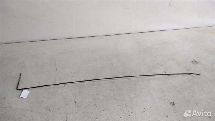 Торсион крышки багажника правый Audi 80 B2 78-84г