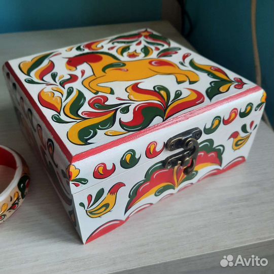 Шкатулка для украшений