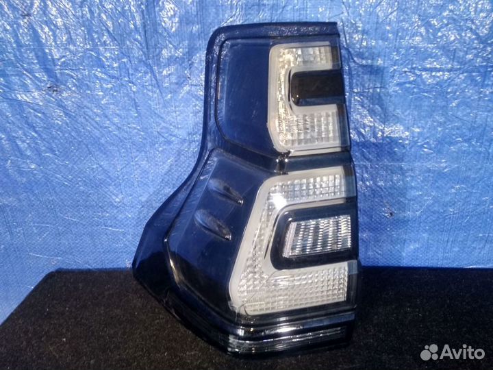 Фонарь левый Land Cruiser Prado 150