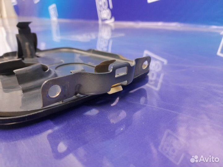 Лючок бензобака Suzuki Grand Vitara TD62V H25Y