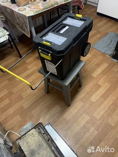 Ящик для инструмента на колесах бу